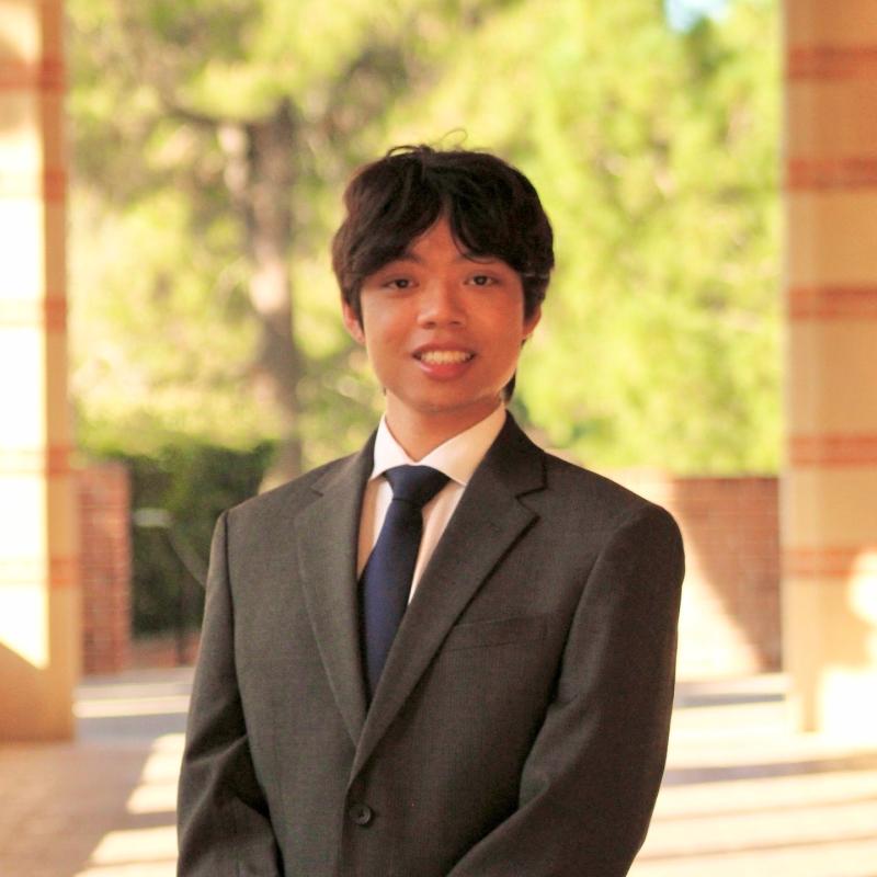 BUS Undergraduate intern Howard photo 